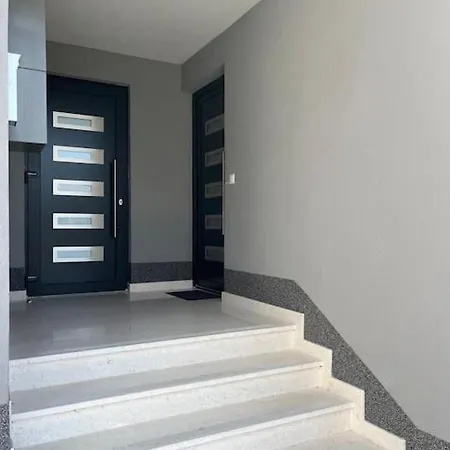 Apartment Lovely Sea View Studio In Center